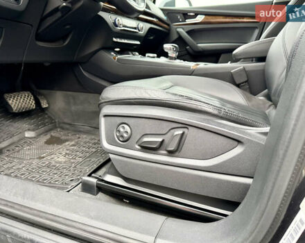 Сірий Ауді Ку 5, об'ємом двигуна 2 л та пробігом 136 тис. км за 24999 $, фото 30 на Automoto.ua