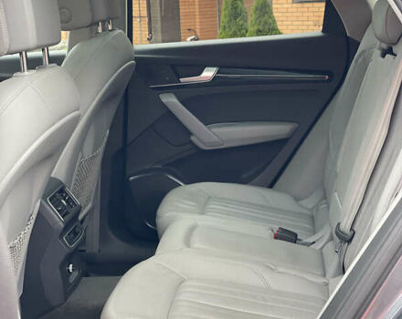 Серый Ауди Ку 5, объемом двигателя 2 л и пробегом 113 тыс. км за 25500 $, фото 16 на Automoto.ua