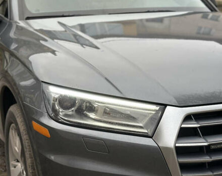 Серый Ауди Ку 5, объемом двигателя 1.98 л и пробегом 139 тыс. км за 24900 $, фото 6 на Automoto.ua