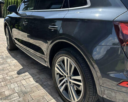 Ауди Ку 5 2018 в Львове на Automoto.ua Серый Ауди Ку 5, объемом двигателя 1.98 л и пробегом 87 тыс. км за 24000 $, фото 5 на Automoto.ua