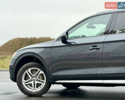 Сірий Ауді Ку 5, об'ємом двигуна 2 л та пробігом 136 тис. км за 24999 $, фото 16 на Automoto.ua