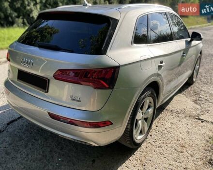 Серый Ауди Ку 5, объемом двигателя 2 л и пробегом 190 тыс. км за 19999 $, фото 5 на Automoto.ua