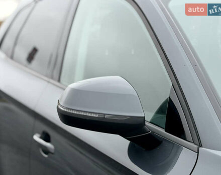 Сірий Ауді Ку 5, об'ємом двигуна 2 л та пробігом 136 тис. км за 24999 $, фото 23 на Automoto.ua