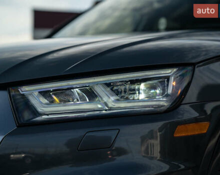 Серый Ауди Ку 5, объемом двигателя 1.98 л и пробегом 127 тыс. км за 27500 $, фото 13 на Automoto.ua