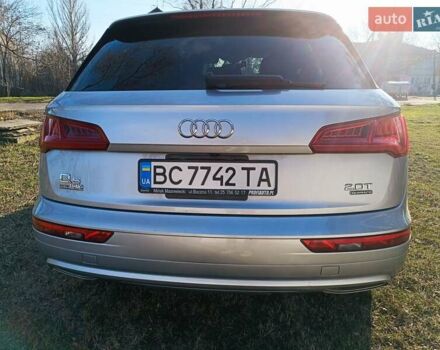 Сірий Ауді Ку 5, об'ємом двигуна 1.98 л та пробігом 252 тис. км за 22300 $, фото 3 на Automoto.ua