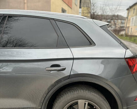 Серый Ауди Ку 5, объемом двигателя 1.98 л и пробегом 139 тыс. км за 24900 $, фото 7 на Automoto.ua