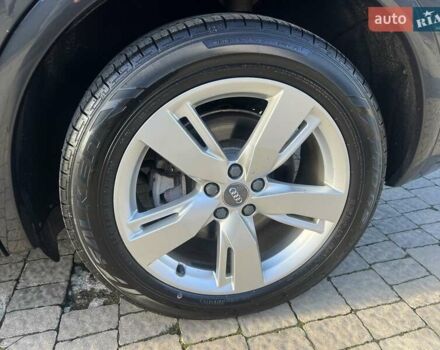 Серый Ауди Ку 5, объемом двигателя 2 л и пробегом 250 тыс. км за 18900 $, фото 40 на Automoto.ua