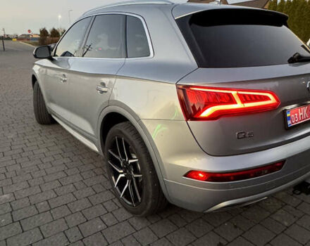 Серый Ауди Ку 5, объемом двигателя 1.98 л и пробегом 206 тыс. км за 23499 $, фото 3 на Automoto.ua