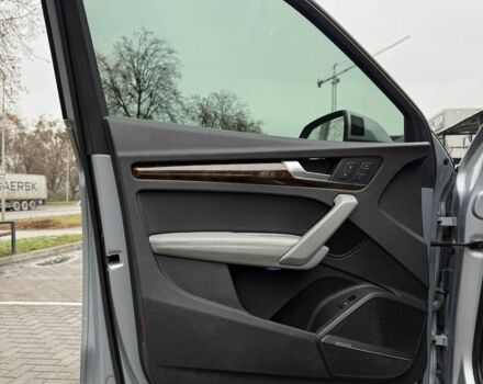 Сірий Ауді Ку 5, об'ємом двигуна 2 л та пробігом 148 тис. км за 24950 $, фото 20 на Automoto.ua