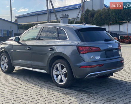 Серый Ауди Ку 5, объемом двигателя 1.98 л и пробегом 157 тыс. км за 14900 $, фото 3 на Automoto.ua