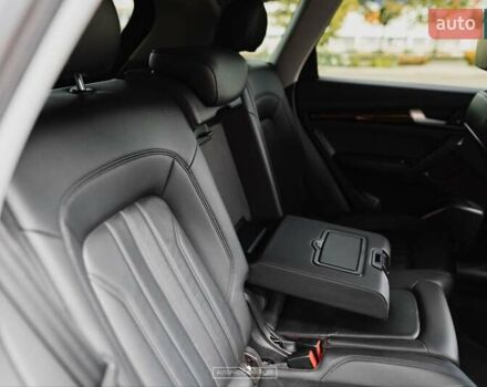 Серый Ауди Ку 5, объемом двигателя 2 л и пробегом 199 тыс. км за 29999 $, фото 35 на Automoto.ua