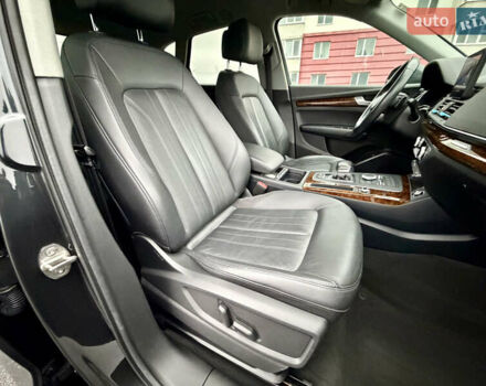 Сірий Ауді Ку 5, об'ємом двигуна 2 л та пробігом 136 тис. км за 24999 $, фото 56 на Automoto.ua