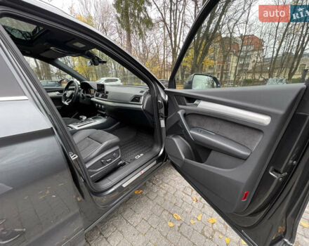 Серый Ауди Ку 5, объемом двигателя 1.97 л и пробегом 125 тыс. км за 35000 $, фото 33 на Automoto.ua