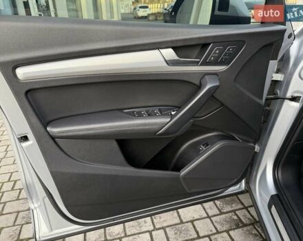 Сірий Ауді Ку 5, об'ємом двигуна 1.98 л та пробігом 129 тис. км за 25000 $, фото 14 на Automoto.ua