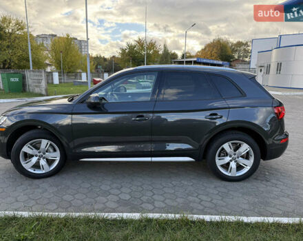 Серый Ауди Ку 5, объемом двигателя 1.98 л и пробегом 220 тыс. км за 21000 $, фото 7 на Automoto.ua
