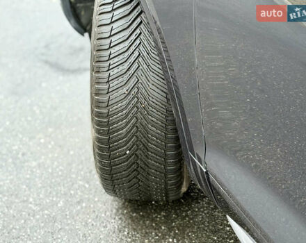 Сірий Ауді Ку 5, об'ємом двигуна 2 л та пробігом 136 тис. км за 24999 $, фото 18 на Automoto.ua