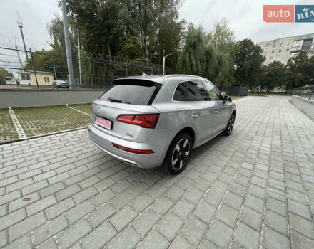 Серый Ауди Ку 5, объемом двигателя 2 л и пробегом 178 тыс. км за 23000 $, фото 8 на Automoto.ua