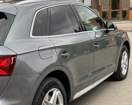 Серый Ауди Ку 5, объемом двигателя 2 л и пробегом 113 тыс. км за 25500 $, фото 10 на Automoto.ua