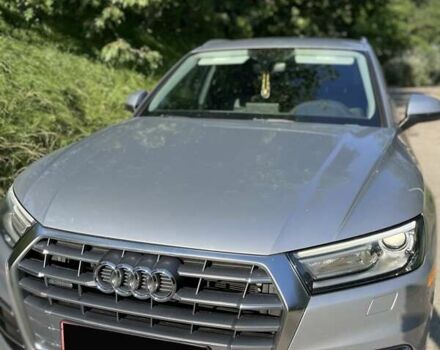 Серый Ауди Ку 5, объемом двигателя 2 л и пробегом 190 тыс. км за 19999 $, фото 2 на Automoto.ua