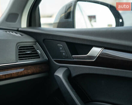 Серый Ауди Ку 5, объемом двигателя 1.98 л и пробегом 127 тыс. км за 27500 $, фото 33 на Automoto.ua