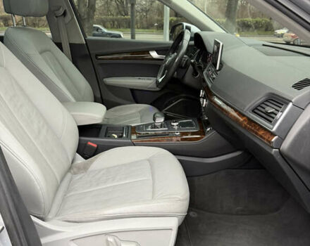 Серый Ауди Ку 5, объемом двигателя 2 л и пробегом 148 тыс. км за 25850 $, фото 31 на Automoto.ua