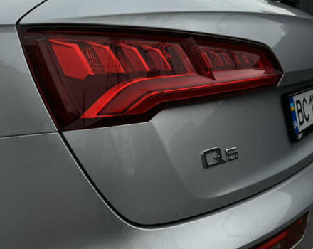 Серый Ауди Ку 5, объемом двигателя 1.98 л и пробегом 84 тыс. км за 29500 $, фото 3 на Automoto.ua