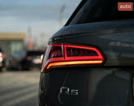 Серый Ауди Ку 5, объемом двигателя 1.98 л и пробегом 127 тыс. км за 27500 $, фото 6 на Automoto.ua