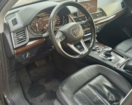 Серый Ауди Ку 5, объемом двигателя 1.98 л и пробегом 185 тыс. км за 27400 $, фото 12 на Automoto.ua