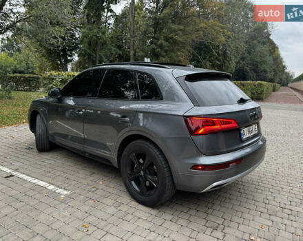 Серый Ауди Ку 5, объемом двигателя 1.98 л и пробегом 43 тыс. км за 26500 $, фото 3 на Automoto.ua