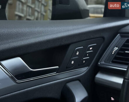 Серый Ауди Ку 5, объемом двигателя 1.98 л и пробегом 43 тыс. км за 26500 $, фото 30 на Automoto.ua