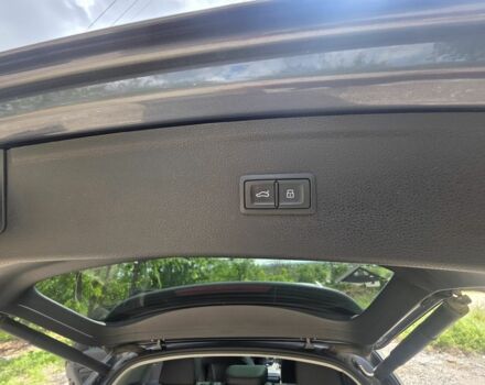 Серый Ауди Ку 5, объемом двигателя 2 л и пробегом 91 тыс. км за 30300 $, фото 13 на Automoto.ua