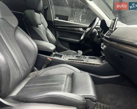 Сірий Ауді Ку 5, об'ємом двигуна 1.98 л та пробігом 129 тис. км за 27700 $, фото 17 на Automoto.ua