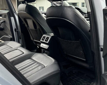 Серый Ауди Ку 5, объемом двигателя 1.98 л и пробегом 84 тыс. км за 29500 $, фото 40 на Automoto.ua