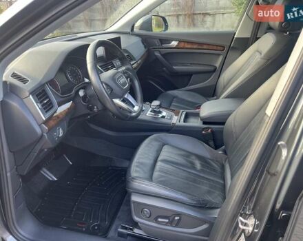 Серый Ауди Ку 5, объемом двигателя 2 л и пробегом 250 тыс. км за 18900 $, фото 12 на Automoto.ua