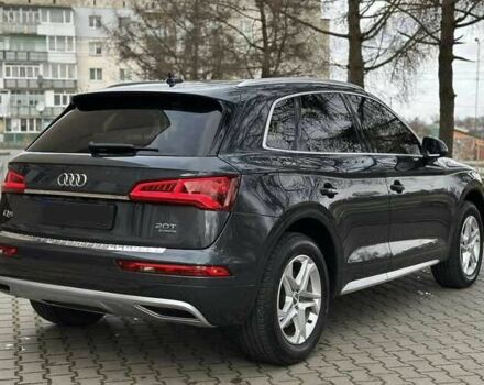 Сірий Ауді Ку 5, об'ємом двигуна 2 л та пробігом 80 тис. км за 19400 $, фото 22 на Automoto.ua