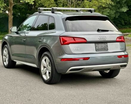 Сірий Ауді Ку 5, об'ємом двигуна 2 л та пробігом 32 тис. км за 17500 $, фото 3 на Automoto.ua