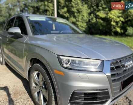 Серый Ауди Ку 5, объемом двигателя 2 л и пробегом 190 тыс. км за 19999 $, фото 3 на Automoto.ua