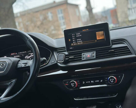 Серый Ауди Ку 5, объемом двигателя 1.98 л и пробегом 139 тыс. км за 24900 $, фото 12 на Automoto.ua