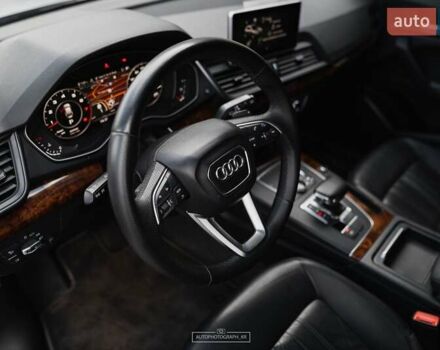 Серый Ауди Ку 5, объемом двигателя 2 л и пробегом 199 тыс. км за 29999 $, фото 51 на Automoto.ua