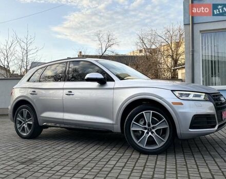 Сірий Ауді Ку 5, об'ємом двигуна 1.98 л та пробігом 129 тис. км за 25000 $, фото 7 на Automoto.ua