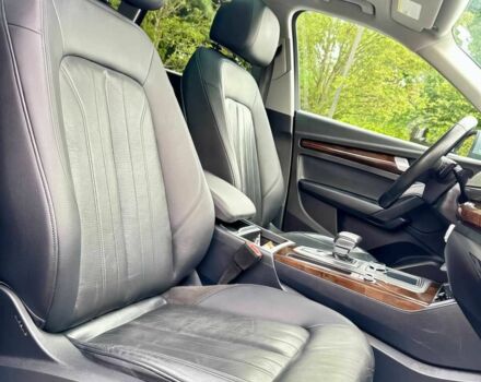 Сірий Ауді Ку 5, об'ємом двигуна 2 л та пробігом 32 тис. км за 17500 $, фото 7 на Automoto.ua