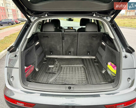 Сірий Ауді Ку 5, об'ємом двигуна 2 л та пробігом 136 тис. км за 24999 $, фото 69 на Automoto.ua