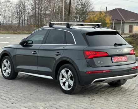 Серый Ауди Ку 5, объемом двигателя 2 л и пробегом 223 тыс. км за 21000 $, фото 1 на Automoto.ua