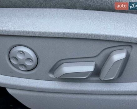 Сірий Ауді Ку 5, об'ємом двигуна 3 л та пробігом 174 тис. км за 40800 $, фото 15 на Automoto.ua