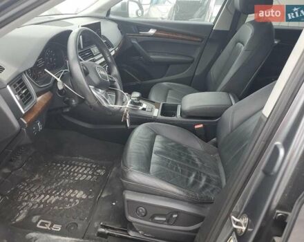 Серый Ауди Ку 5, объемом двигателя 1.98 л и пробегом 183 тыс. км за 6800 $, фото 6 на Automoto.ua