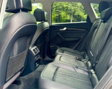 Сірий Ауді Ку 5, об'ємом двигуна 2 л та пробігом 32 тис. км за 17500 $, фото 12 на Automoto.ua