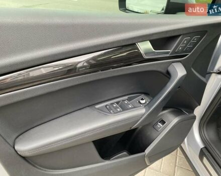 Сірий Ауді Ку 5, об'ємом двигуна 1.98 л та пробігом 84 тис. км за 27900 $, фото 9 на Automoto.ua