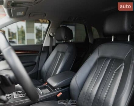 Серый Ауди Ку 5, объемом двигателя 2 л и пробегом 199 тыс. км за 29999 $, фото 49 на Automoto.ua