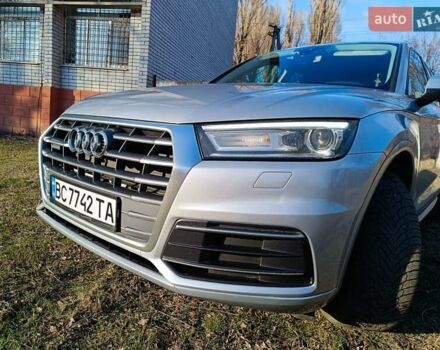 Сірий Ауді Ку 5, об'ємом двигуна 1.98 л та пробігом 252 тис. км за 22300 $, фото 4 на Automoto.ua