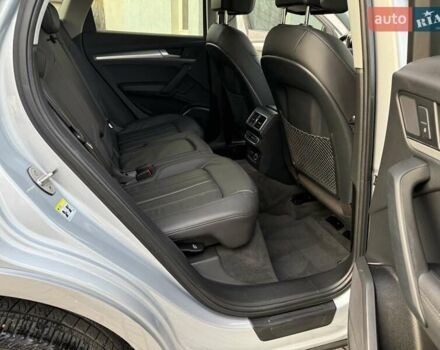 Сірий Ауді Ку 5, об'ємом двигуна 1.98 л та пробігом 129 тис. км за 25000 $, фото 17 на Automoto.ua